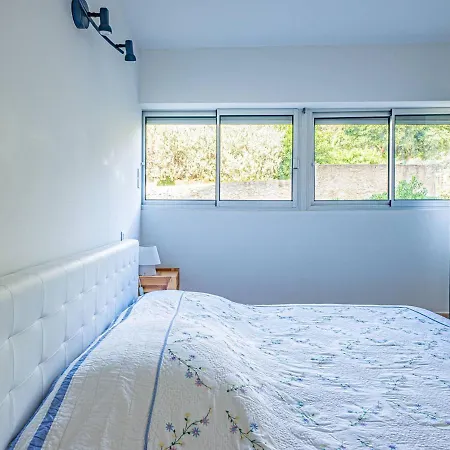 Apartment T3 Climatise A 50m De La Avec Loggia Et Parking - Fr-1-610-69 *