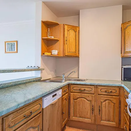 Apartment T3 Climatise A 50m De La Avec Loggia Et Parking - Fr-1-610-69 Le Lavandou