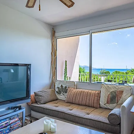 T3 Climatise A 50m De La Avec Loggia Et Parking - Fr-1-610-69 * Le Lavandou