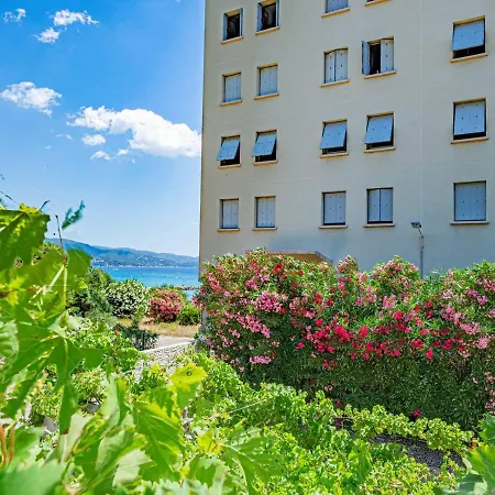 Apartment T3 Climatise A 50m De La Avec Loggia Et Parking - Fr-1-610-69 Le Lavandou